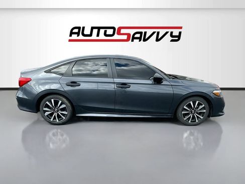 Used 2022 Honda Civic EX image 8