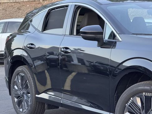 New 2025 Nissan Murano Platinum image 3