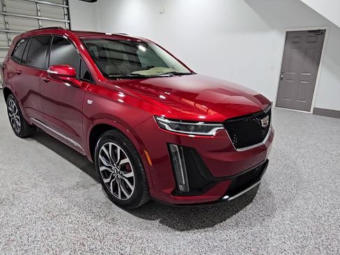 Used 2023 Cadillac XT6 Sport w/ Platinum Package AWD/4WD image 3