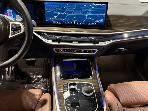 Used 2024 BMW X5 xDrive40i w/ M Sport Package image 14