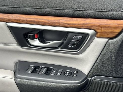 Certified 2019 Honda CR-V Touring image 14