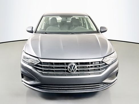 Used 2021 Volkswagen Jetta R-Line FWD image 2