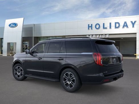 New 2026 Ford Expedition Active RWD image 4