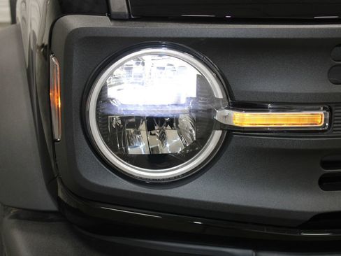 New 2025 Ford Bronco 4-Door image 11