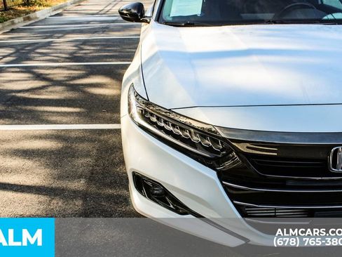 Used 2022 Honda Accord Sport image 12