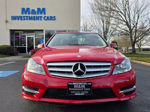 Used 2013 Mercedes-Benz C 300 C 300 Sport 4MATIC AWD / V6 / image 5