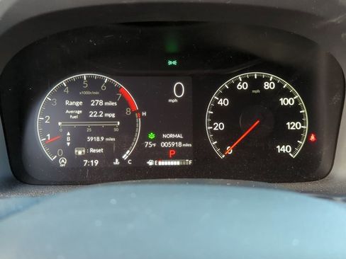 Used 2025 Honda Ridgeline Black Edition image 10