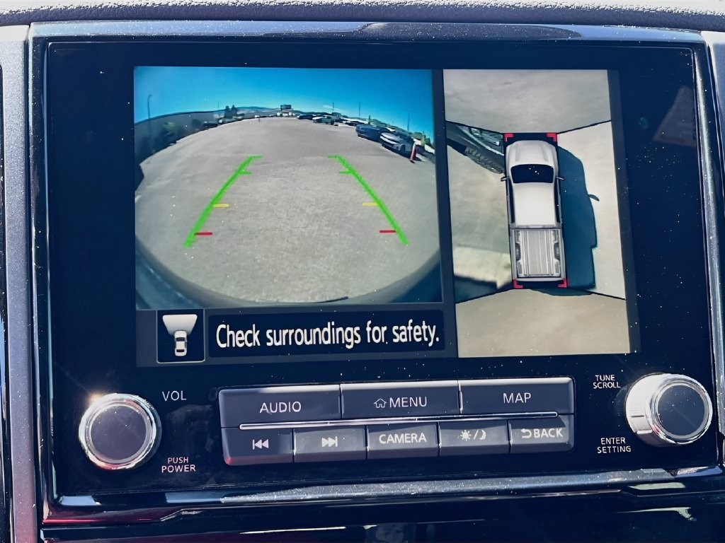 Used 2020 Nissan Titan PRO-4X w/ Pro-4x Convenience Package AWD/4WD image 14