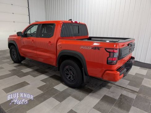Used 2025 Nissan Frontier PRO-4X w/ Pro Convenience Package AWD/4WD image 2
