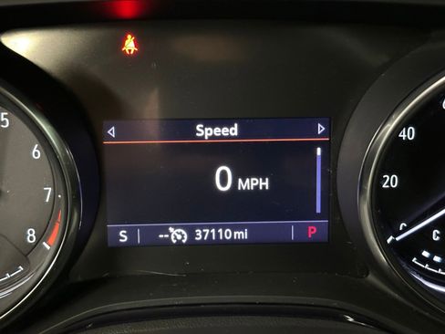 Certified 2022 Buick Encore GX Select image 3