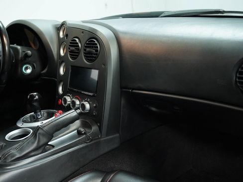 Used 2006 Dodge Viper SRT-10 image 37