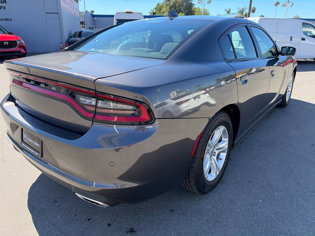 Used 2023 Dodge Charger SXT RWD image 5