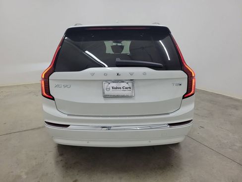 New 2026 Volvo XC90 T8 Plus AWD/4WD image 6