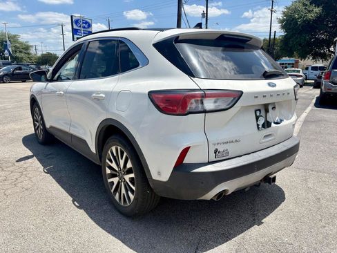 Used 2020 Ford Escape Titanium AWD/4WD image 3