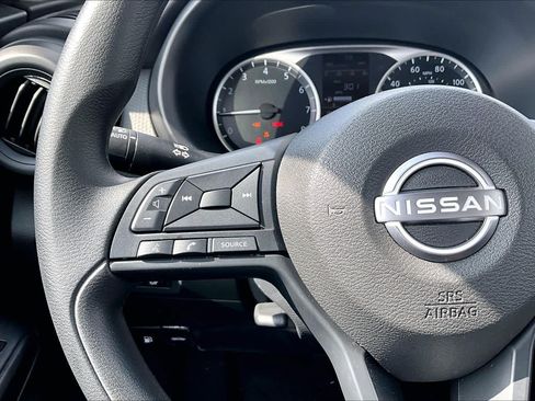 Certified 2025 Nissan Kicks Play S FWD image 23