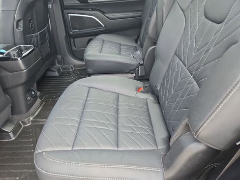 Certified 2023 Kia Telluride SX Prestige X-Line AWD/4WD image 19