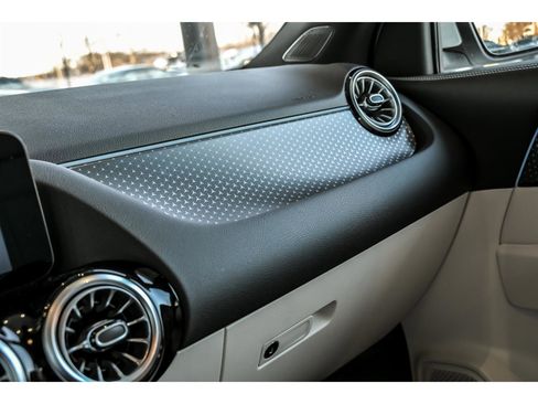 Certified 2026 Mercedes-Benz GLA 250 GLA 250 4MATIC image 19