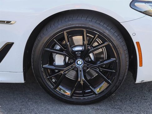 Used 2023 BMW 530e w/ M Sport Package RWD image 12