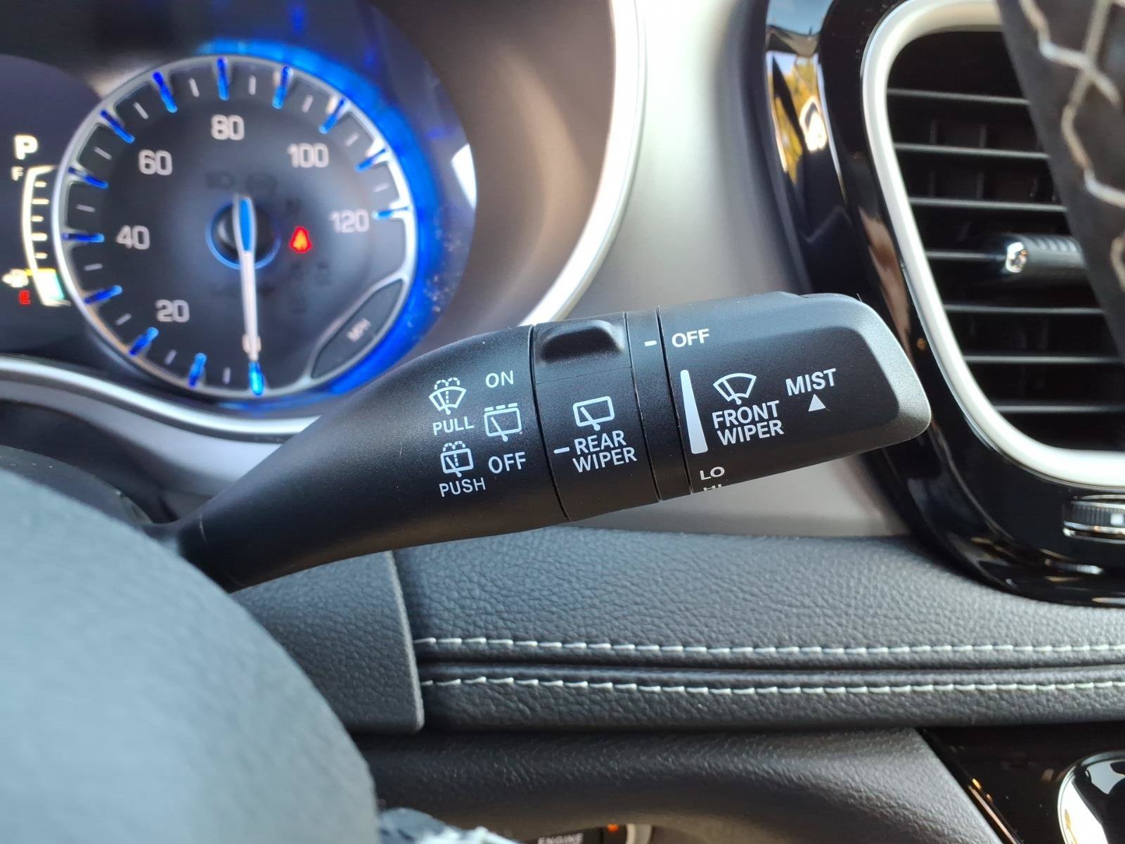 New 2027 Chrysler Pacifica Select AWD/4WD image 21