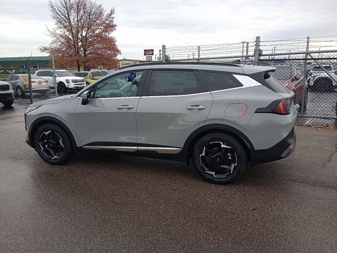 New 2026 Kia Sportage EX image 4