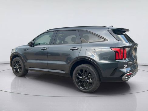 Used 2023 Kia Sorento SX AWD/4WD image 6