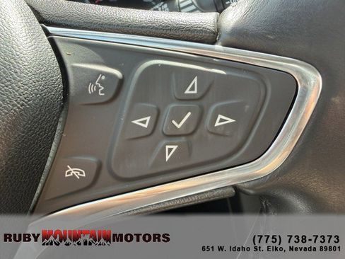 Used 2021 Chevrolet Equinox LT AWD/4WD image 15