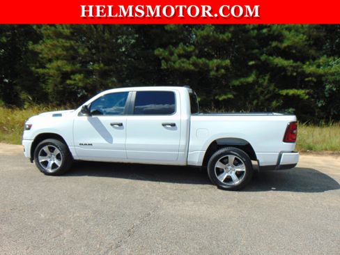 Certified 2025 RAM 1500 Tradesman image 4
