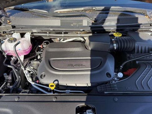 New 2026 Chrysler Pacifica Pinnacle FWD image 12