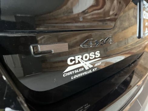 Used 2022 Jeep Grand Cherokee L Laredo image 23