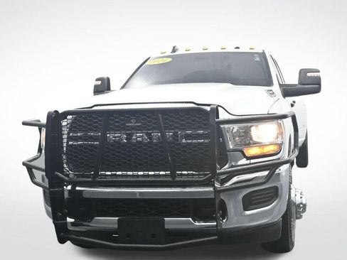 Used 2024 RAM 3500 Tradesman w/ Chrome Appearance Group AWD/4WD image 2