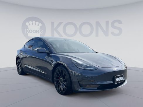 Used 2022 Tesla Model 3 Performance image 10