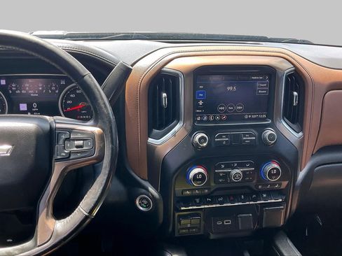 Used 2022 Chevrolet Silverado 2500 High Country AWD/4WD image 7