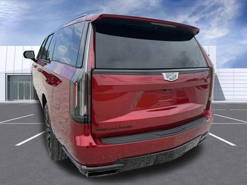 Certified 2024 Cadillac Escalade ESV Sport w/ LPO, ONYX Package image 11