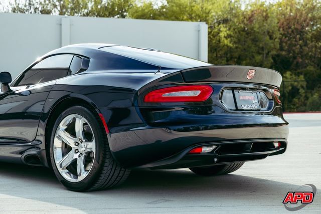 Used 2014 SRT Viper SRT-10 w/ Exterior Carbon Fiber Package RWD image 64