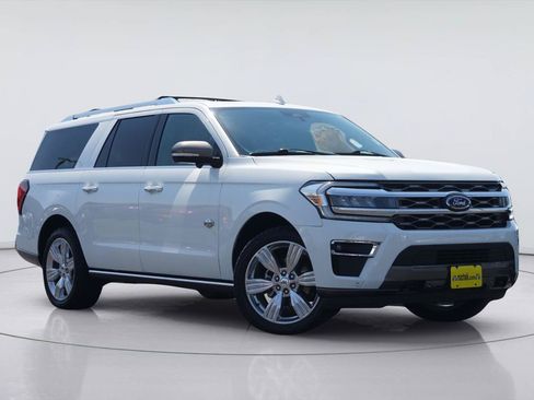 Used 2022 Ford Expedition Max King Ranch AWD/4WD image 2