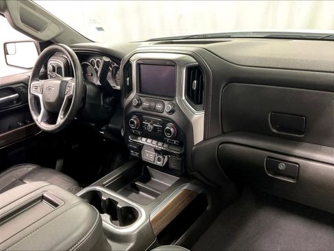 Used 2020 Chevrolet Silverado 1500 LT Trail Boss image 14