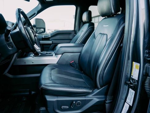 Used 2014 Ford F350 Platinum w/ Platinum Package image 15