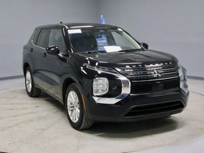 Used 2024 Mitsubishi Outlander ES