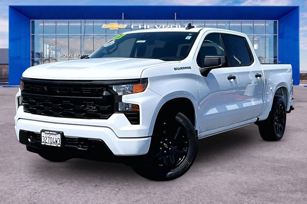 Used 2023 Chevrolet Silverado 1500 Custom RWD image 34