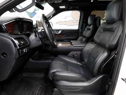 Used 2024 Lincoln Navigator Reserve w/ Equipment Group 201A image 32