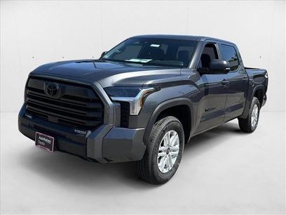 New 2025 Toyota Tundra SR5