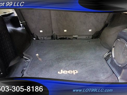 Used 2011 Jeep Wrangler Unlimited 70th Anniversary w/ Connectivity Group AWD/4WD image 16