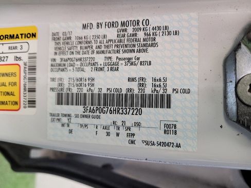 Used 2017 Ford Fusion S image 33