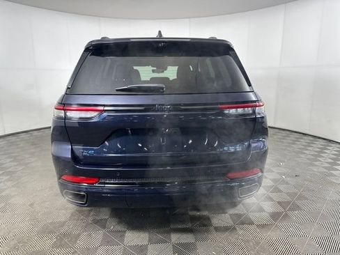 Used 2023 Jeep Grand Cherokee 30th Anniversary image 4