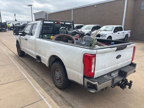 Used 2025 Ford F250 XL w/ XL Chrome Package image 2