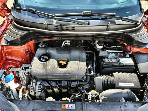 Used 2023 Kia Soul LX w/ LX Technology Package FWD image 19