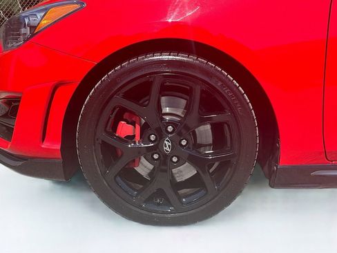 Used 2020 Hyundai Veloster N FWD image 29