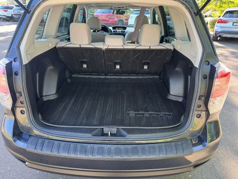 Used 2018 Subaru Forester 2.5i Premium w/ Protection Package #1 AWD/4WD image 21