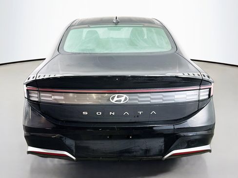 Used 2024 Hyundai Sonata SEL w/ Convenience Package image 6