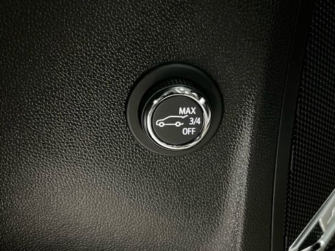 New 2026 Buick Envision Avenir image 14